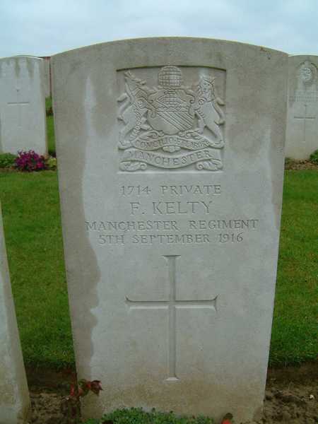 The Grave of Private Frank Kelty (2)