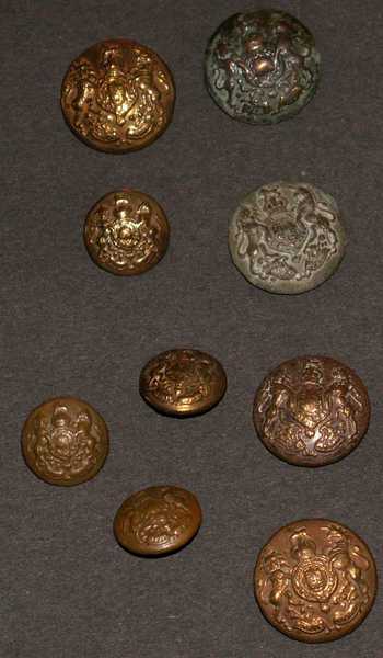 Tunic buttons (1)