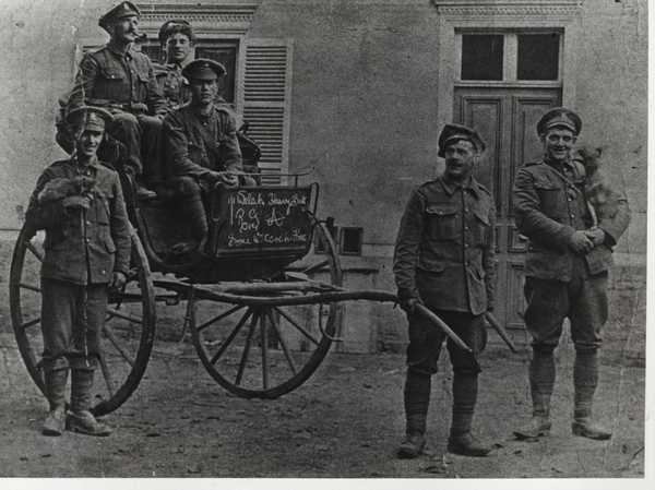 Photograph of men of Welsh Heavy Battery in Cart (1)