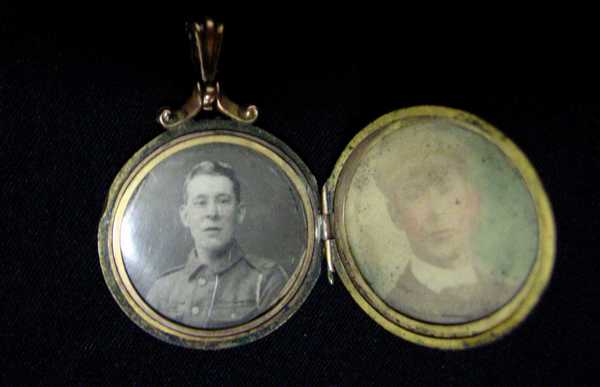 Locket with two photographs of Leonard Maltby (2)
